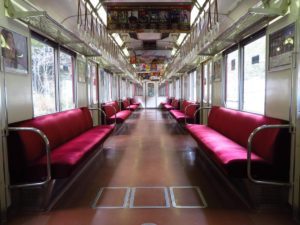 Pusty (!!!) pociąg w Japonii, W pociągu w Japonii, fot. Beata Pawlikowska