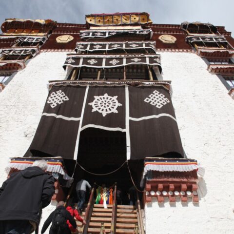 Pałac Potala w stolicy Tybetu, Lhasie.